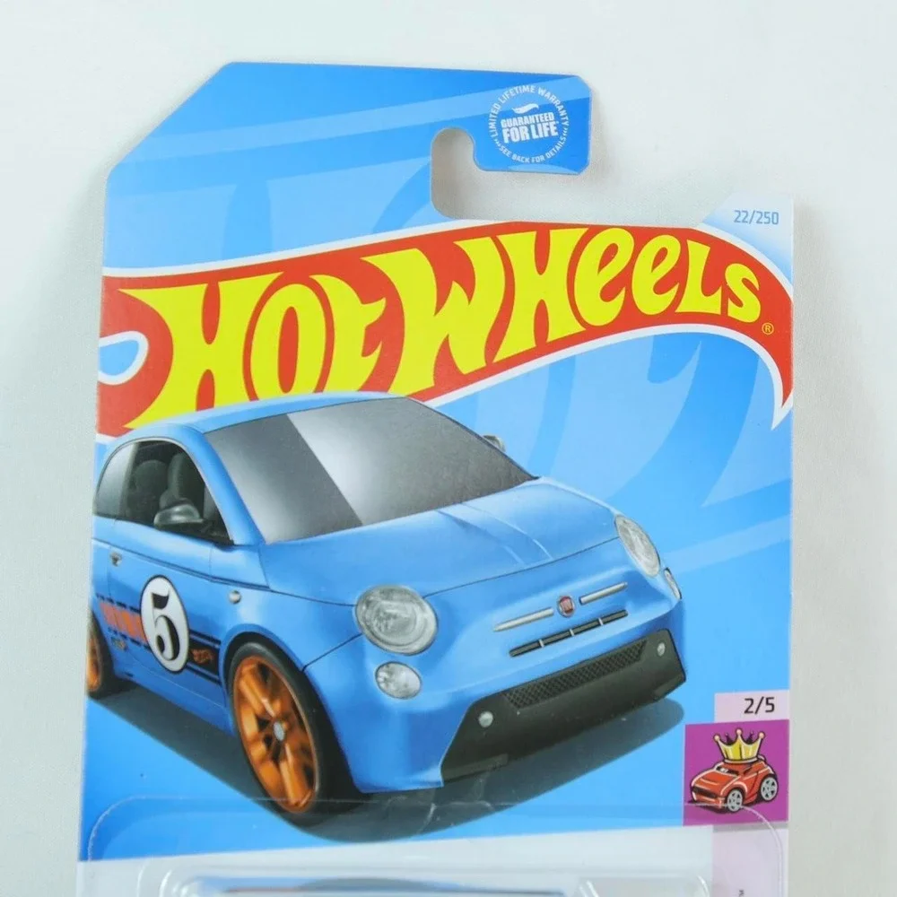 Hot Wheels Blue FIAT 500e Toy Car -‎ NEW